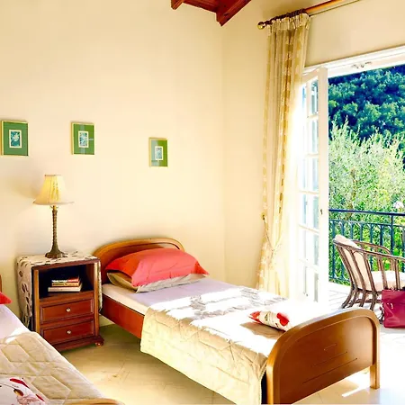 فيلة Kaminaki Panorama With Private Pool By Dadovillas