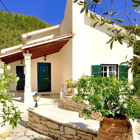 Kaminaki Panorama With Private Pool By Dadovillas فيلة Katávolos